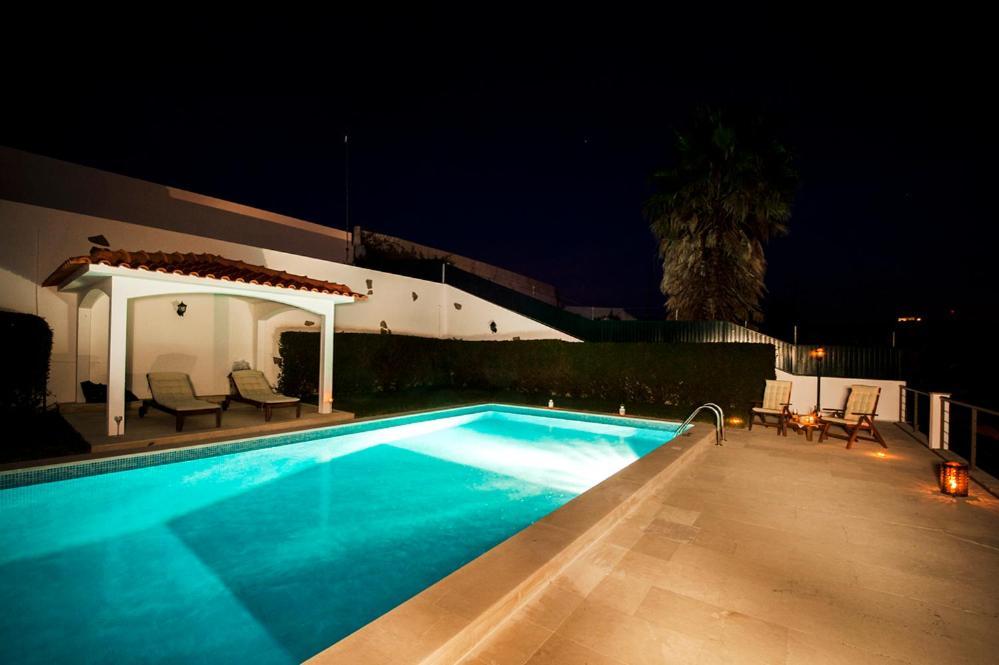 Beachouse - Surf, Bed & Breakfast Ericeira Luaran gambar